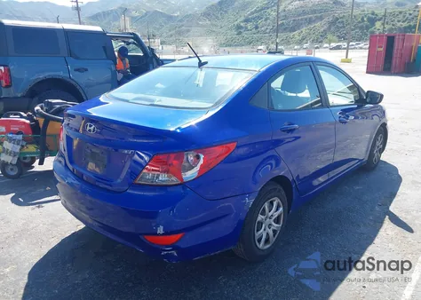 2013 Hyundai Accent Gls z USA, uszkodzony, nr VIN KMHCT4AE0DU541971
